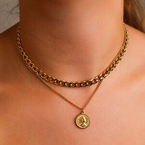 Double Layer Titanium Steel Gold Plated Queen Portrait Chain Necklace